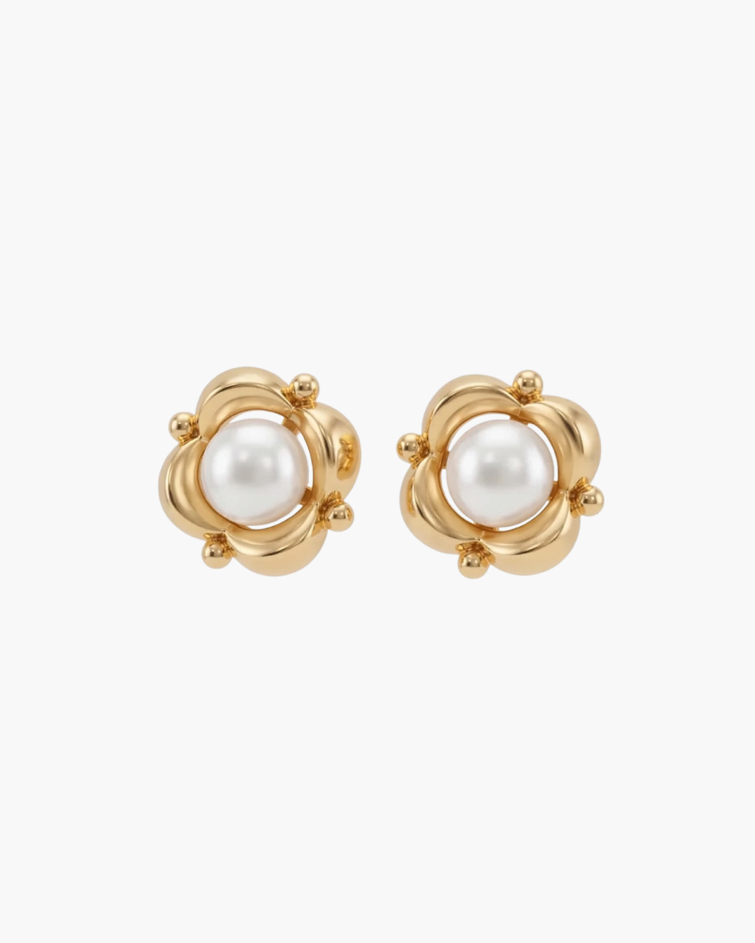 Harmony - Elegant Natural Pearl Flower Stud