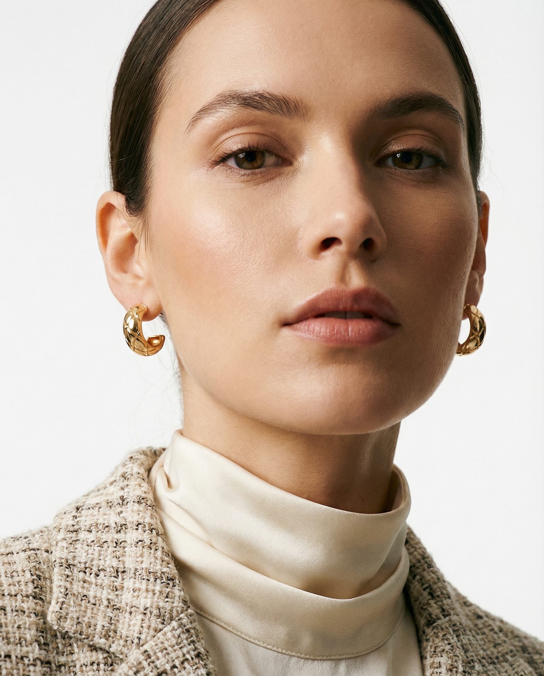 Quilted Texture Hoop Stud Earrings